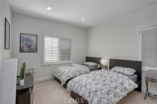 Image 25 of 36 For 24301 Belford Court