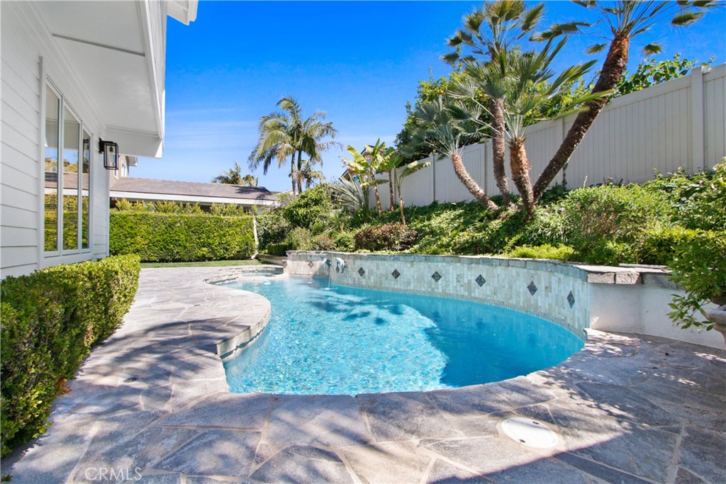 MLS #OC25261426 image #15