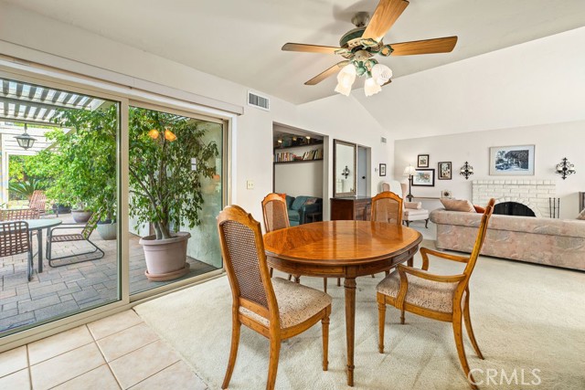 31121 Via Santo Tomas, San Juan Capistrano CA: https://media.crmls.org/medias/44092a59-35be-4c8a-aad4-5685380f3ffd.jpg
