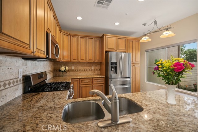 Detail Gallery Image 16 of 39 For 8 Veneto Ln, Aliso Viejo,  CA 92656 - 3 Beds | 2/1 Baths