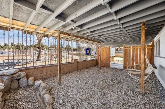Detail Gallery Image 6 of 43 For 8054 Palm, Yucca Valley,  CA 92284 - 3 Beds | 2 Baths