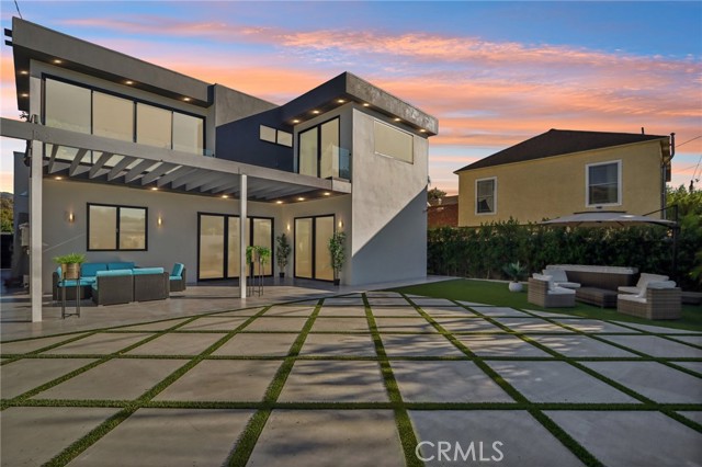 Detail Gallery Image 58 of 61 For 2227 N Lamer St, Burbank,  CA 91504 - 4 Beds | 4/1 Baths