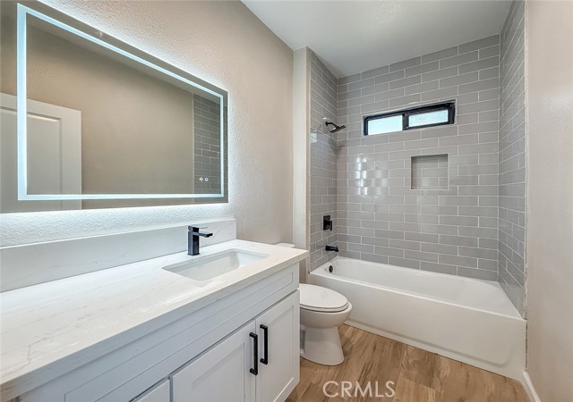 Detail Gallery Image 27 of 46 For 28722 Lincoln Ave, Castaic,  CA 91384 - 3 Beds | 3 Baths