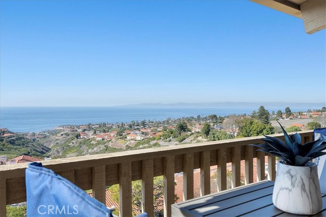 6542 Ocean Crest Drive, Rancho Palos Verdes, California 90275, 2 Bedrooms Bedrooms, ,2 BathroomsBathrooms,Residential,For Sale,Ocean Crest,SB25028382