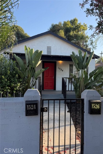 1524 E 105th St, Los Angeles, CA 90002 photo 2