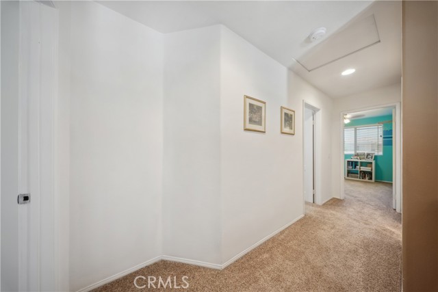 27628 Deerfield Lane, Valencia CA: https://media.crmls.org/medias/44118fd9-ef8d-4fc8-828b-2011258d3021.jpg