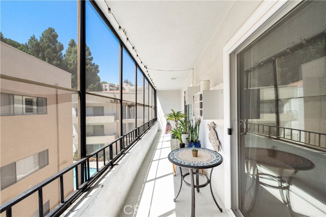 5630 Ravenspur Drive, Rancho Palos Verdes, California 90275, 1 Bedroom Bedrooms, ,2 BathroomsBathrooms,Residential,Sold,Ravenspur,OC22186647