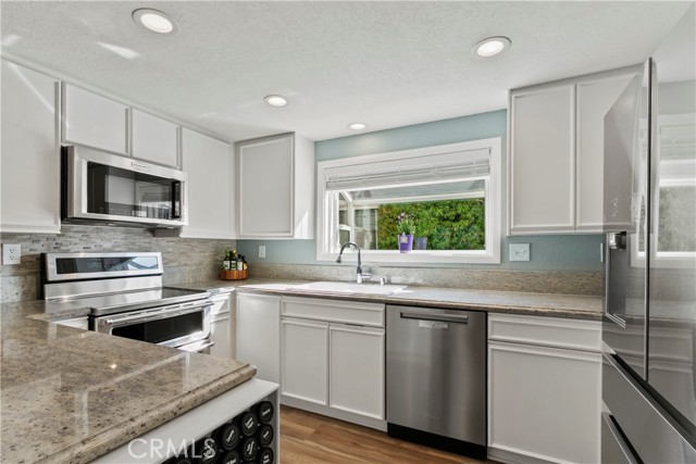 Detail Gallery Image 11 of 30 For 21492 Oakbrook, Mission Viejo,  CA 92692 - 3 Beds | 2/1 Baths