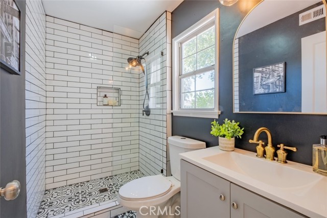 Detail Gallery Image 31 of 32 For 6535 Comanche Ave, Winnetka,  CA 91306 - 3 Beds | 2 Baths