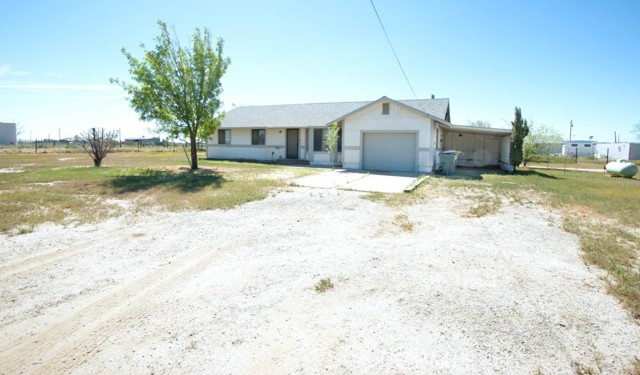 Detail Gallery Image 7 of 23 For 5902 Margaritha, Rosamond,  CA 93560 - 3 Beds | 2 Baths