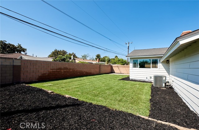 1403 N Siesta Avenue, La Puente CA: https://media.crmls.org/medias/44145e31-8af0-44db-91bf-5e3eb9fb5f94.jpg