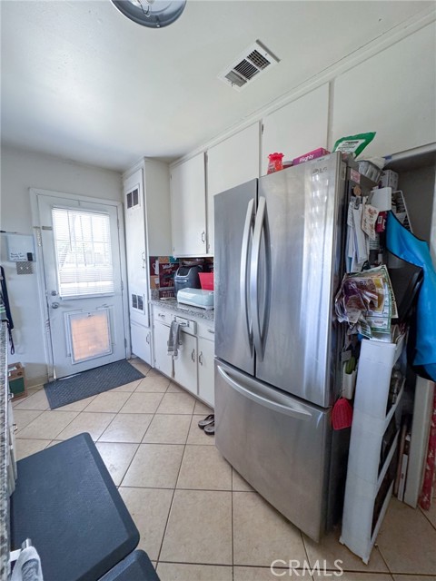 Detail Gallery Image 11 of 18 For 1140 Front St, Livingston,  CA 95334 - 3 Beds | 2 Baths