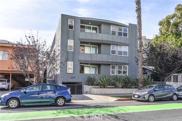Detail Gallery Image 1 of 13 For 1114 6th St #3,  Santa Monica,  CA 90403 - 1 Beds | 1 Baths