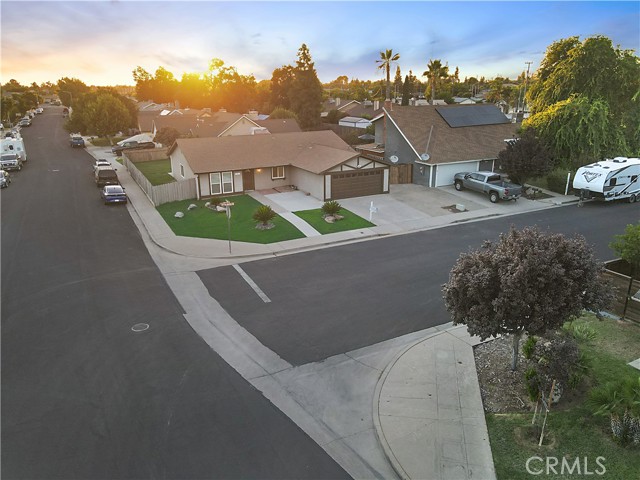 Detail Gallery Image 26 of 29 For 680 Fordham Ave, Clovis,  CA 93611 - 4 Beds | 2 Baths