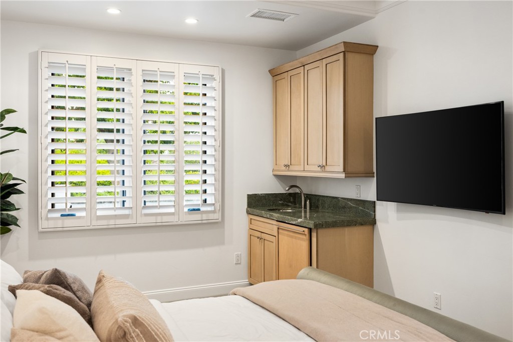 MLS #NP25202404 image #27