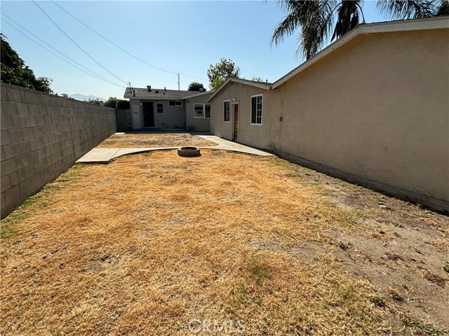 1035 Orange Avenue, Azusa, California 91702, 3 Bedrooms Bedrooms, ,1 BathroomBathrooms,Single Family Residence,For Sale,Orange,OC24155226