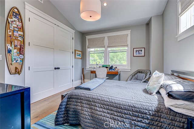 Detail Gallery Image 26 of 35 For 569 33rd, Manhattan Beach,  CA 90266 - 6 Beds | 5/1 Baths