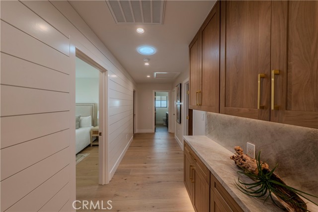 9141 Aloha Drive, Huntington Beach CA: https://media.crmls.org/medias/4416dbbe-3dea-4d1c-8fcb-fdccc6759036.jpg