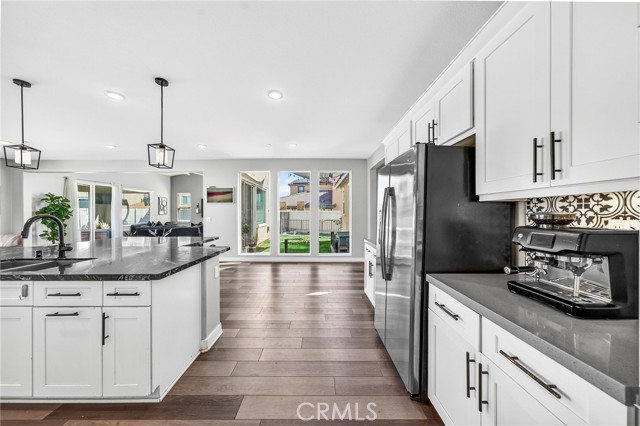 Detail Gallery Image 9 of 57 For 29530 Shire Horse Way, Menifee,  CA 92584 - 6 Beds | 3 Baths