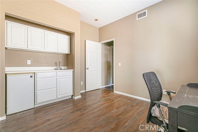 28741 Park Woodland Place, Saugus CA: https://media.crmls.org/medias/4416f222-6d31-4928-bfd6-2410097362bc.jpg