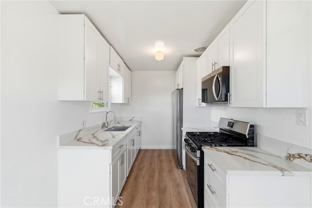 Detail Gallery Image 17 of 26 For 711 Stepney St, Inglewood,  CA 90302 - – Beds | – Baths