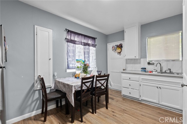 Detail Gallery Image 14 of 23 For 11816 Victory Bld, North Hollywood,  CA 91606 - – Beds | – Baths