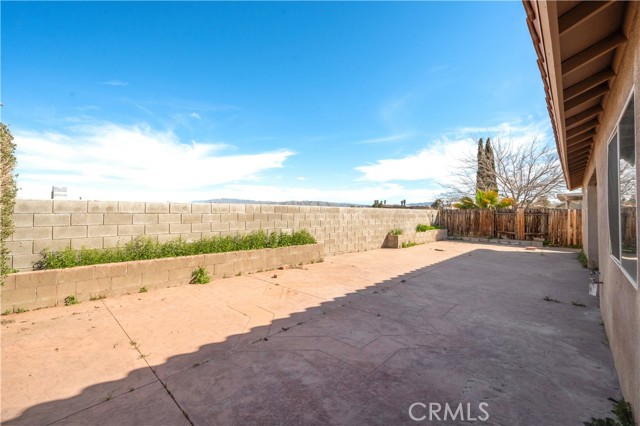 Detail Gallery Image 31 of 41 For 13229 Great Falls, Victorville,  CA 92395 - 3 Beds | 2 Baths