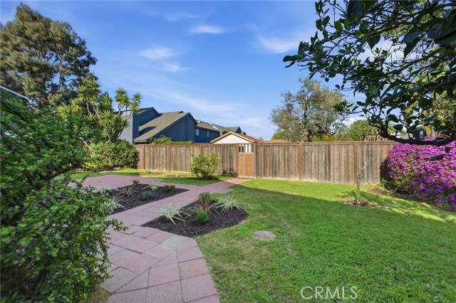 Detail Gallery Image 37 of 54 For 158 Cecil, Costa Mesa,  CA 92627 - 3 Beds | 2/1 Baths