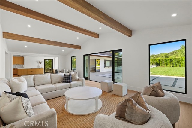 Detail Gallery Image 5 of 16 For 5 Hedgeland, Coto de Caza,  CA 92679 - 4 Beds | 3/1 Baths