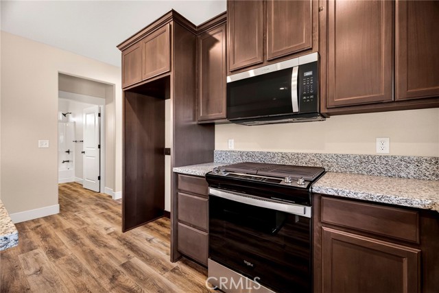 7083 Pentz Road, Paradise CA: https://media.crmls.org/medias/44196144-9bdb-43eb-bd3f-6d8c5f325d08.jpg