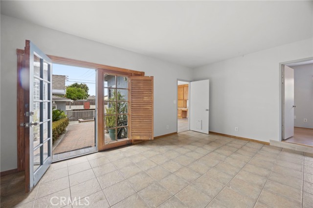 Image 12 of 40 For 10441 La Mirada Boulevard