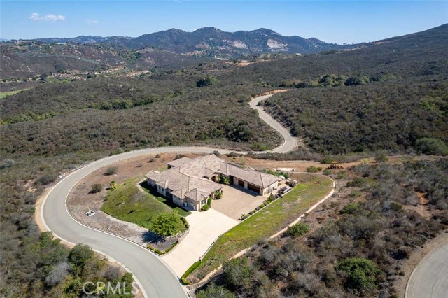 Detail Gallery Image 42 of 55 For 2260 Panoramic, Vista,  CA 92084 - 3 Beds | 5/1 Baths
