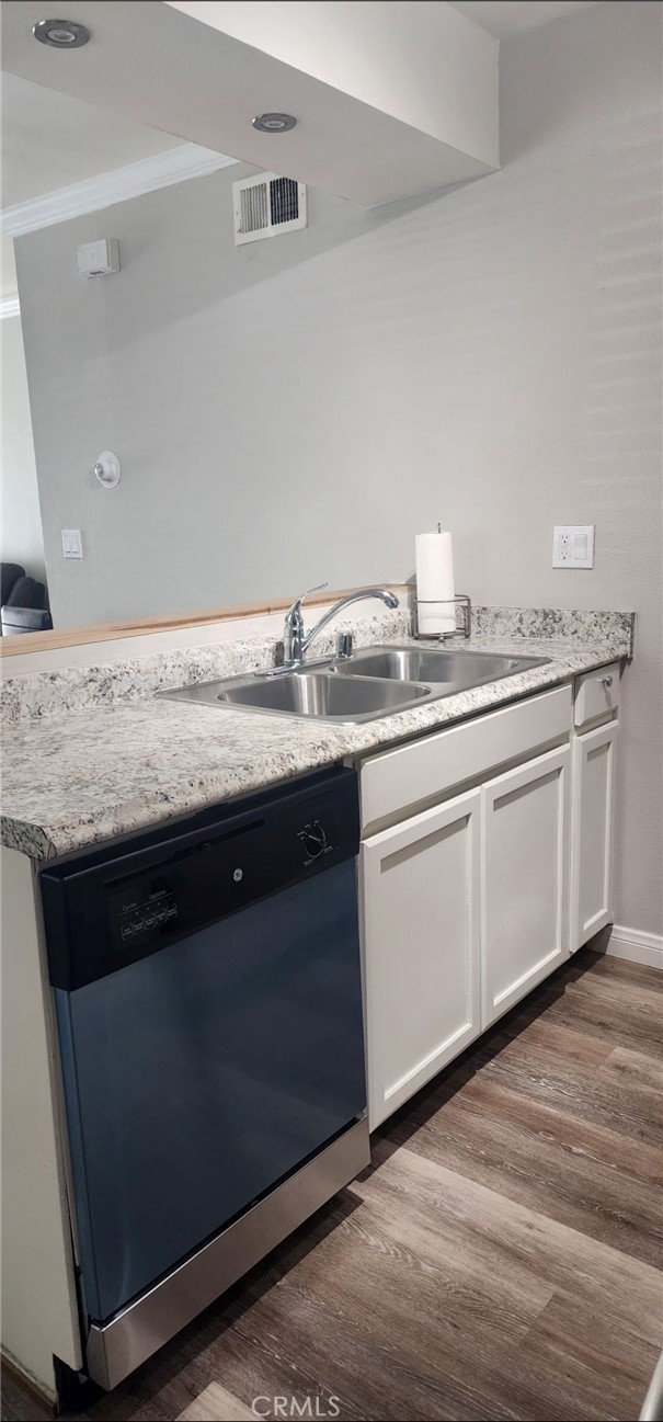 Detail Gallery Image 7 of 29 For 20714 Dot St, Saugus,  CA 91350 - 2 Beds | 1 Baths