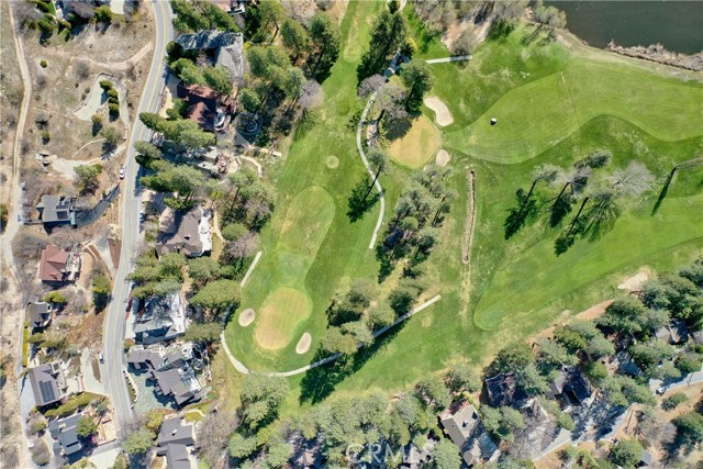 Detail Gallery Image 21 of 54 For 756 Brentwood Dr, Lake Arrowhead,  CA 92352 - 3 Beds | 3 Baths