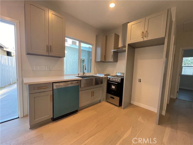 623 E Elm Street, Ontario CA: https://media.crmls.org/medias/441ac009-3c64-4f4c-ab2b-7b3affdb6091.jpg