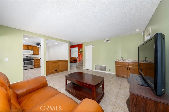Detail Gallery Image 11 of 58 For 1912 Tomas Court, Rowland Heights,  CA 91748 - 4 Beds | 3 Baths