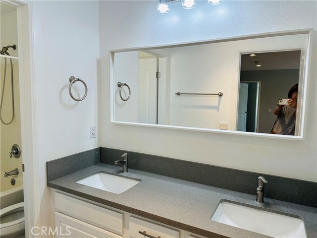 9401 Meridian Lane, Garden Grove CA: https://media.crmls.org/medias/441b05f0-973d-4bbe-9c67-2133131deda5.jpg