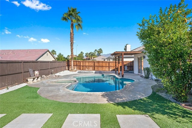 Front Image Thumbnail for CRTR26069296