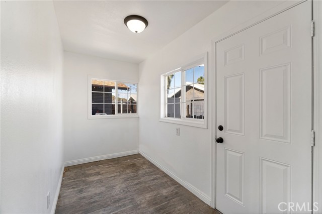 Image 14 of 40 For 2401 Hedges Avenue