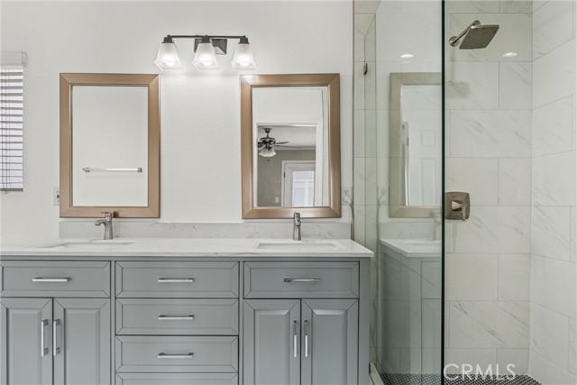 Detail Gallery Image 27 of 33 For 2110 Rockefeller Ln #2,  Redondo Beach,  CA 90278 - 3 Beds | 2/1 Baths