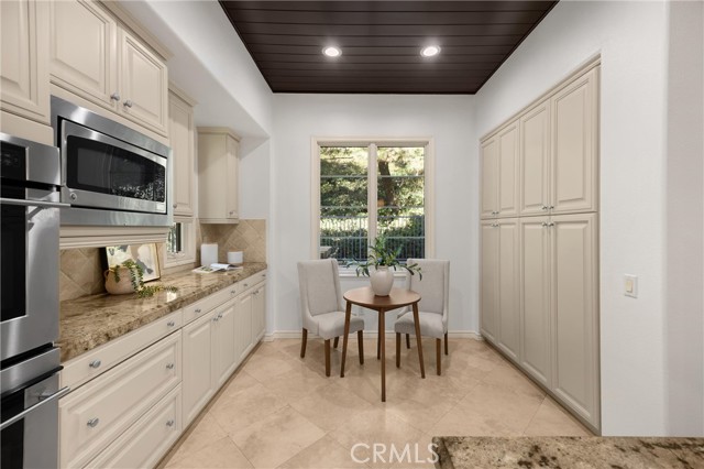 Detail Gallery Image 38 of 75 For 34 Tall Hedge, Irvine,  CA 92603 - 4 Beds | 4/1 Baths