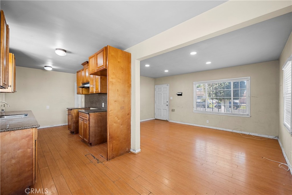 MLS #SR25272561 image #13