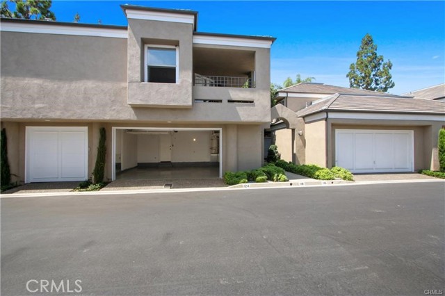 Detail Gallery Image 13 of 14 For 118 Baycrest Ct, Newport Beach,  CA 92660 - 3 Beds | 3 Baths