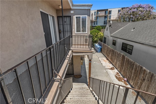 841 W 5th, San Pedro CA: https://media.crmls.org/medias/441dcb72-8caf-4822-93bd-ae8db9ba3246.jpg