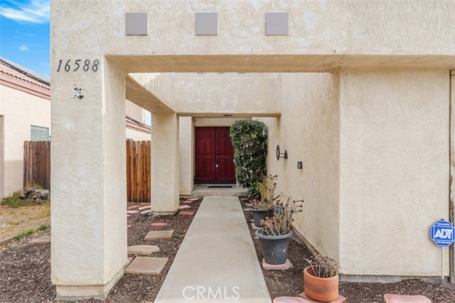 Detail Gallery Image 3 of 28 For 16588 War Cloud Dr, Moreno Valley,  CA 92551 - 4 Beds | 2/1 Baths