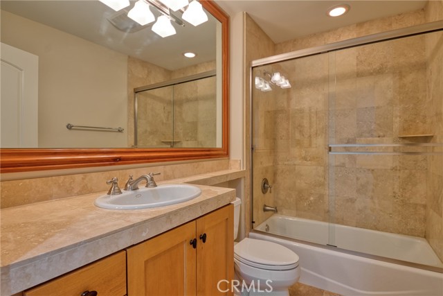 Detail Gallery Image 18 of 22 For 1021 Cravens Ave #15,  Torrance,  CA 90501 - 3 Beds | 2/1 Baths