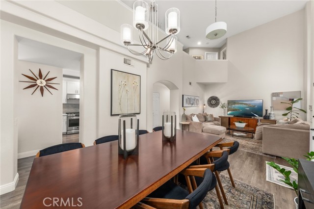 Detail Gallery Image 8 of 38 For 2130 Almeria St #101,  Corona,  CA 92879 - 3 Beds | 2/1 Baths