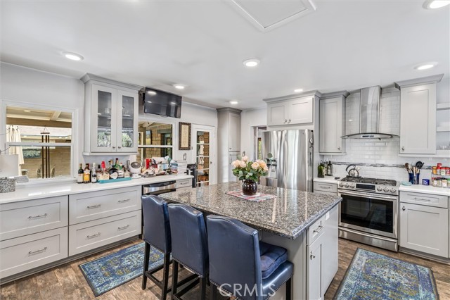 Image 10 of 43 For 5729 Grandview Avenue