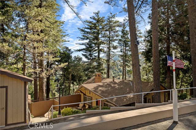 Detail Gallery Image 5 of 31 For 24620 Bernard Dr, Crestline,  CA 92325 - 2 Beds | 2 Baths