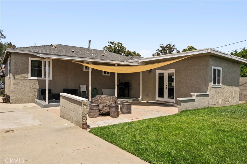 https://media.crmls.org/medias/4421cde5-f1a9-4cb9-aebe-feb027ccdf19.jpg?preset=X-Large